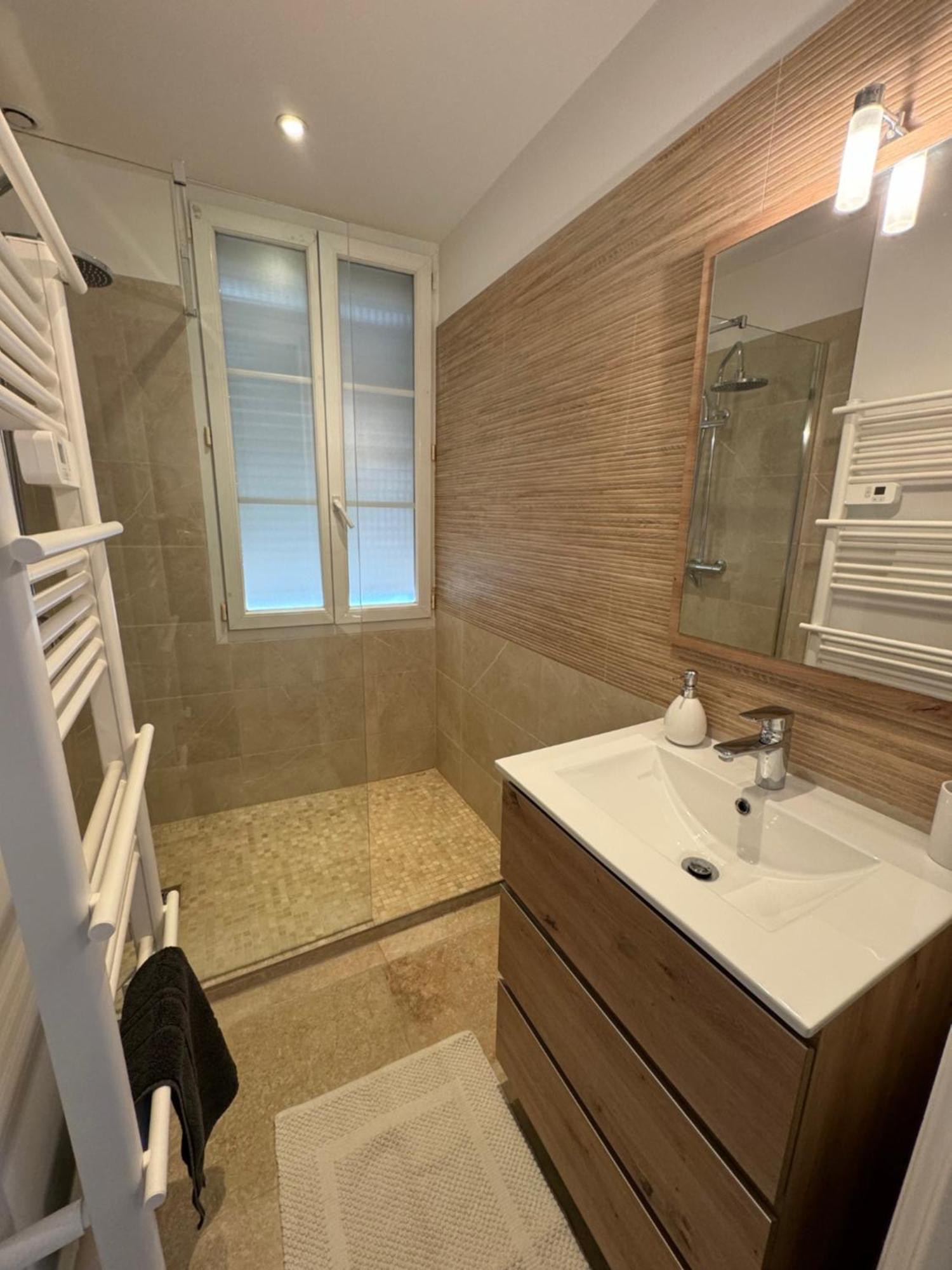 Maison De Village Renovee Avec Vue Mer Exceptionnelle Sainte-Maxime Ngoại thất bức ảnh
